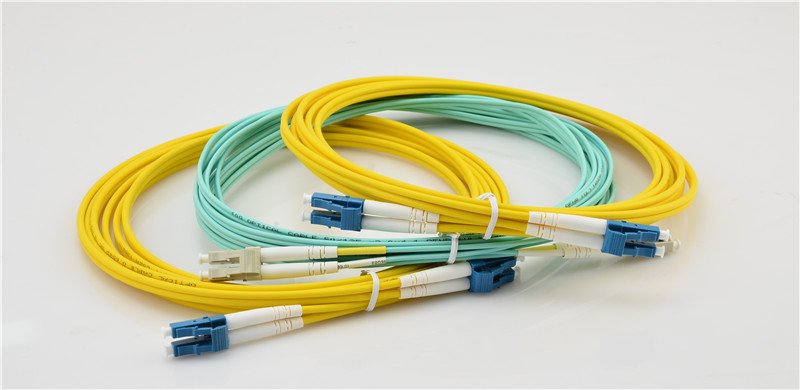 OM3 patch cords and OS2 patch cords